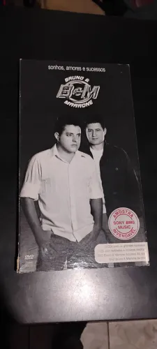 Box do Bruno e Marrone