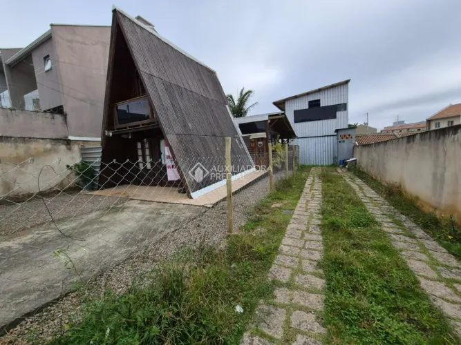 Terreno com 360m² a venda no bairro Atuba