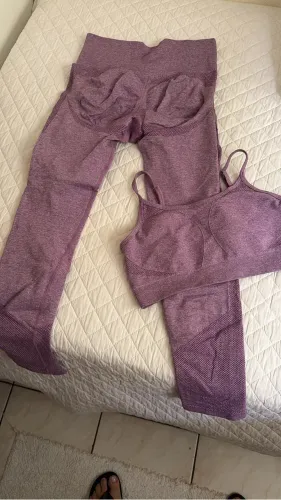 Conjunto top e calça bodyfit