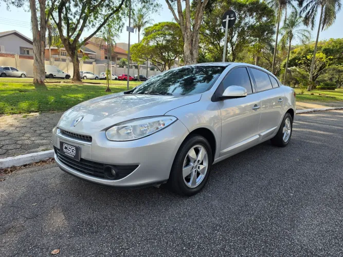 Renault Fluence Sed. Dynamique 2.0 16V Flex Mec. 2013