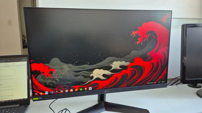 Monitor Gamer LG UltraGear 24? IPS, 180Hz, 1ms - Praticamente novo