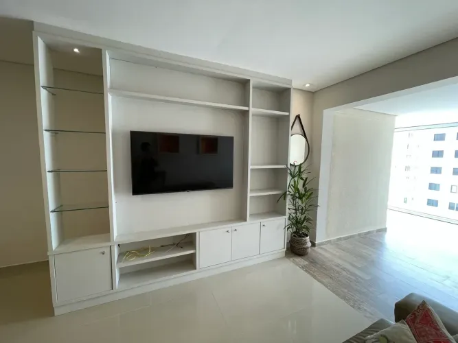 Apartamento para aluguel com 95 metros quadrados com 3 quartos em Aclimação - São Paulo -