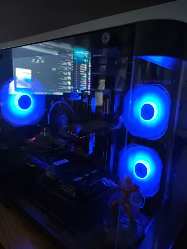 Pc gamer completo pra rodar tudo 