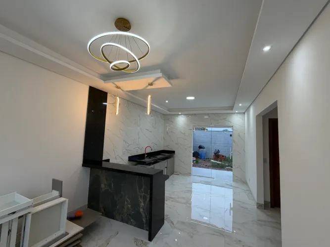 Casa térrea nova com piscina