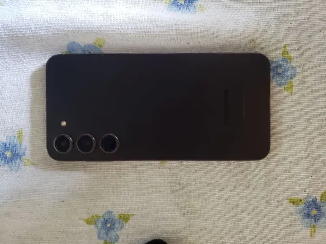 Samsung S23 plus