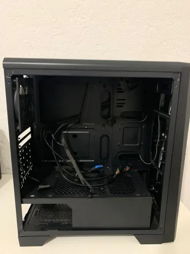 Gabinete Aerocool Cylon Preto RGB