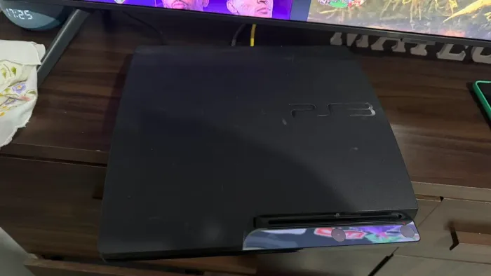 Vendo ps3 funcionando 100% 700 reais