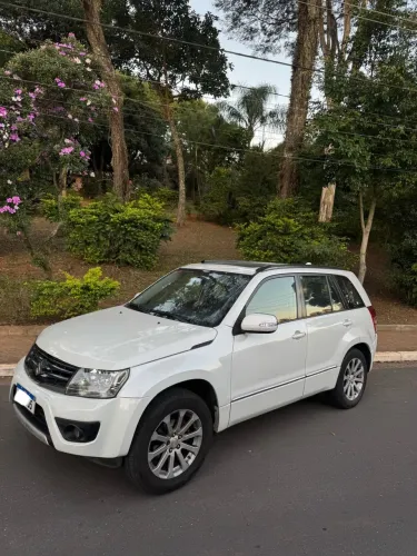 Suzuki Grand Vitara 2.0 16V 4x2/4x4 5P Aut. 2014
