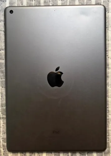 iPad 8ª geração 32GB + caneta WB e capa protetora (acompanha pelicula)