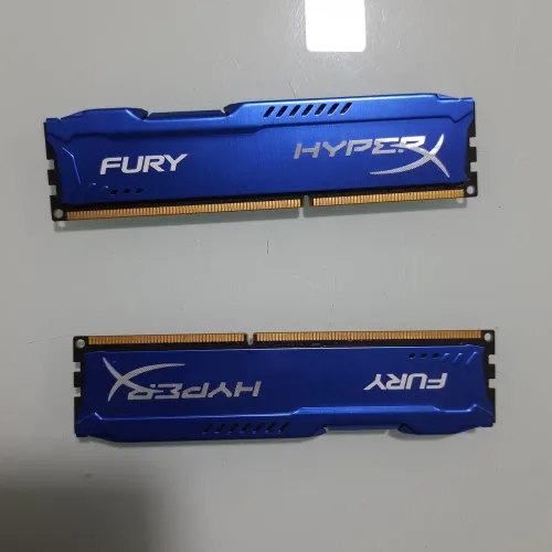 Memórias HyperX DDR3 8GB (2x4) 1600MHz