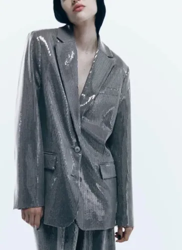 Zara - Blazer oversized cinza com lantejoulas foscas