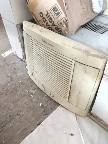 Ar condicionado de janela