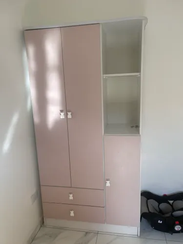 Guarda roupa infantil