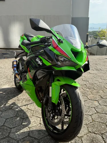 KAWASAKI ZX6R 2025
