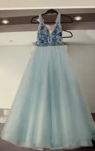 Vestido longo azul festa