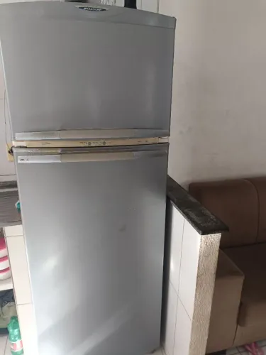 Vendo geladeira Brastemp 