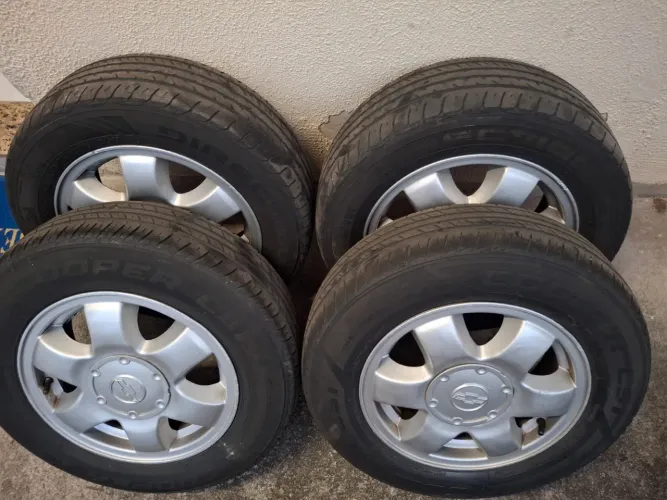 Pneu aro 14