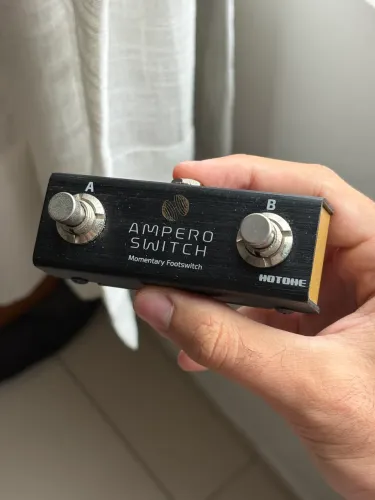 Hotone Ampero Switch FS1 - R$ 130