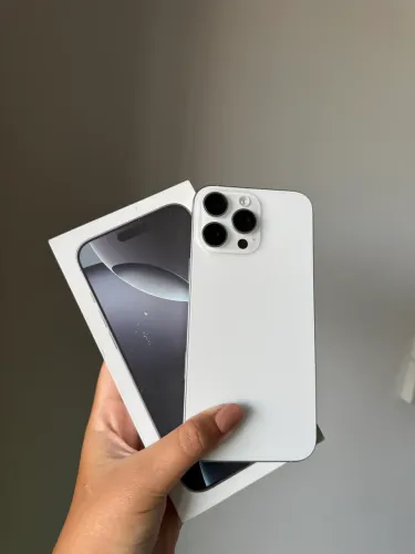 IPHONE 16 PRO MAX