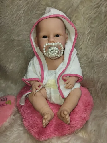 Boneca customizada
