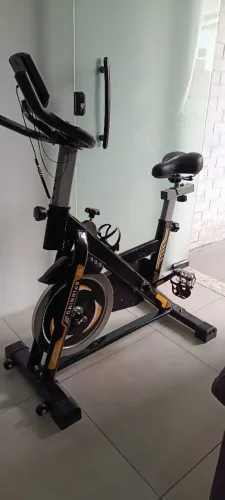 Bicicleta Ergométrica Spinning
