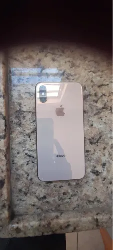 Vendo ou troco IPhone XS 64 gigas