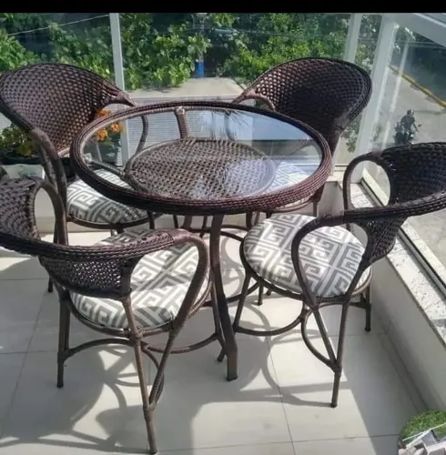 Conjunto mesa em fibra sintética