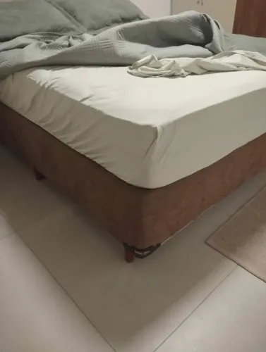 Cama de casal box