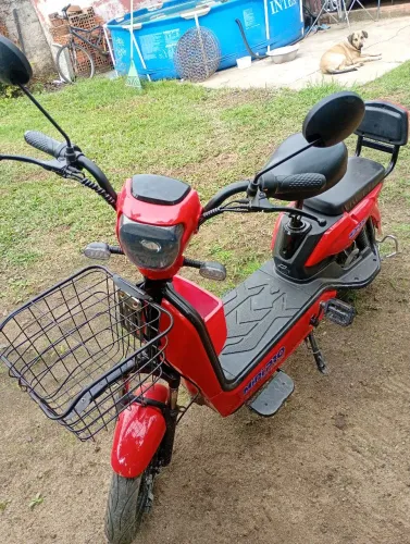 Moto elétrica 