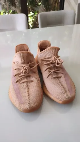 Adidas Yeezy 350 V2