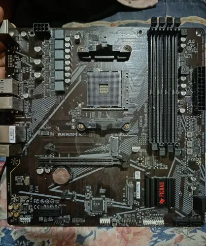 Placa-mãe Pichau B550M K com defeito