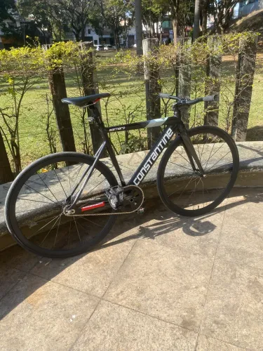 Bicicleta fixa Constantine 