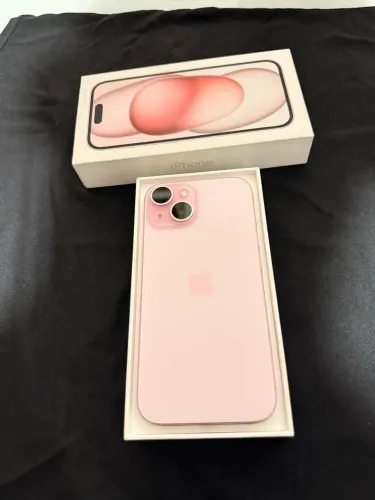 iPhone 15 conservado