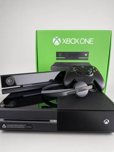 XBOX ONE FAT 500Gb + KINECT