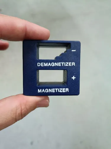 Magnetizador e desmagnetizador de ferramentas