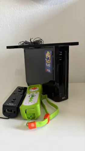 Nitendo Wii Seminovo Destravado Com Adaptador HDMI