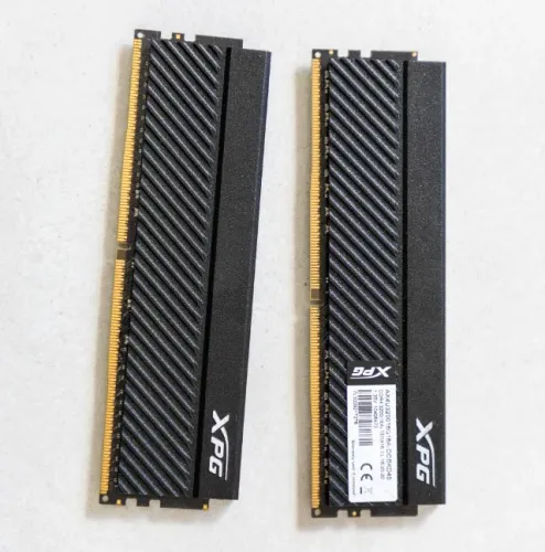 Memória RAM XPG Gammix D45 32GB (2x16GB) DDR4 3200MHz CL16