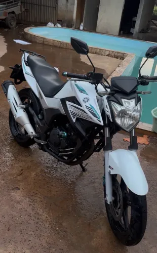 Yamaha Fazer 250