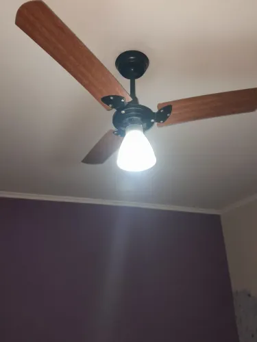 Ventilador de Teto 3 Pas com Tomada de Regulagem 110 Volts Usado