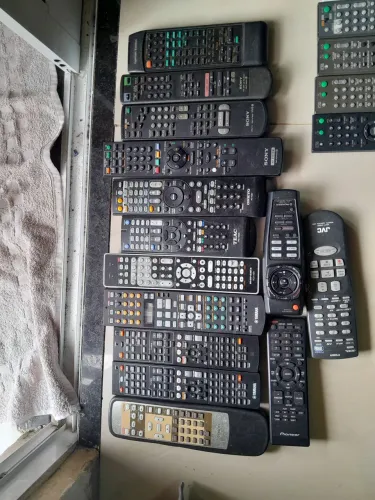 Controles variados e preços!