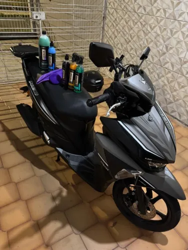 Yamaha Neo 125 | Baú Givi + Antena Corta-Pipa | Muito Conservada