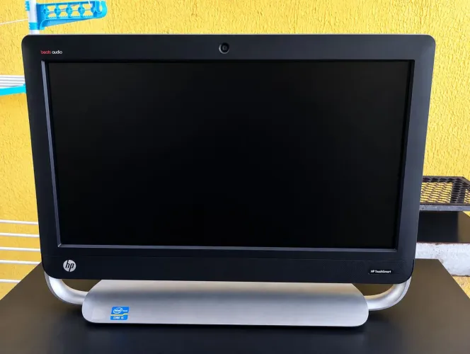Computador All in One HP Omni 420 TouchSmart (Intel Core i5 / Beats Audio)