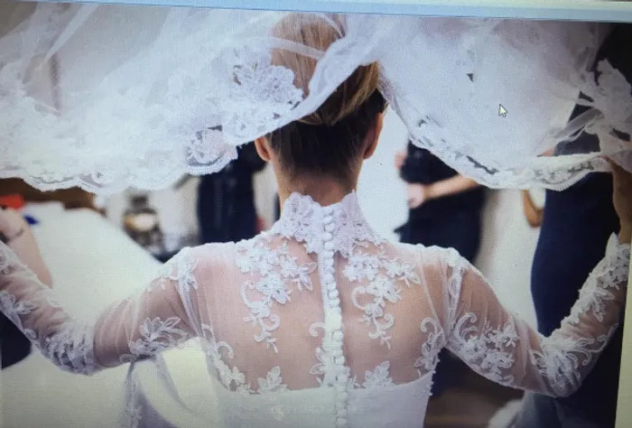Vestido de noiva clássico 