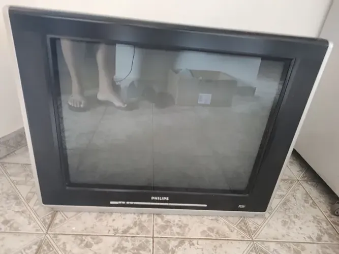 Tv de turbo fhillips(Leia o anúncio)