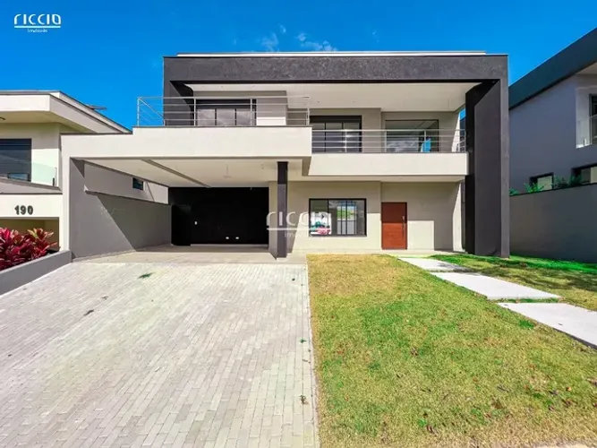 Sobrado à venda - 4 SUÍTES(1 suíte térreo) - 370 m² construção e 450 m2 de terreno no Cond