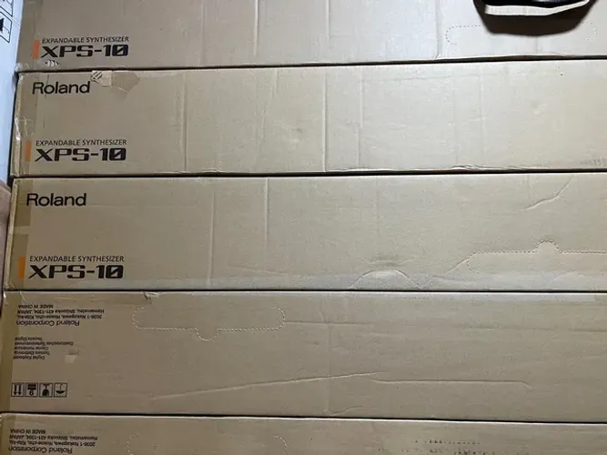 XPS 10 Roland