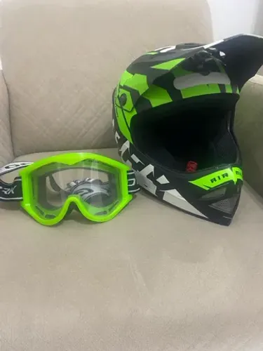 Capacete Cross Infantil com Óculos 