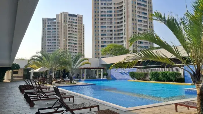 Vendo Cobertura em Ponta Negra: Residencial Royal Park; 3 quartos, 2 suítes; 2 vagas