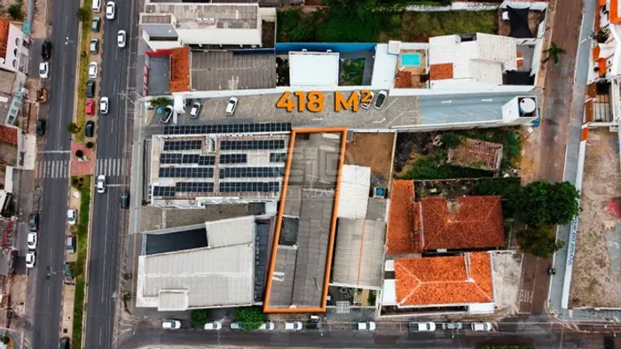 Conjunto de Kitnets no bairro Araés