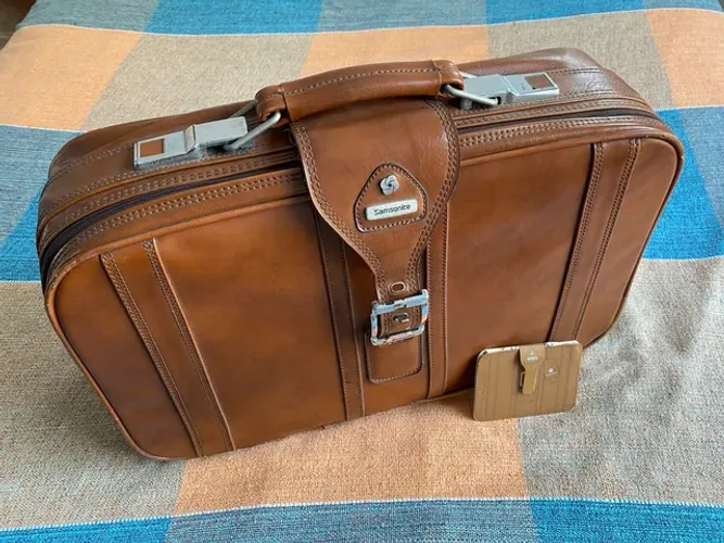Mala Vintage em couro Samsonite
